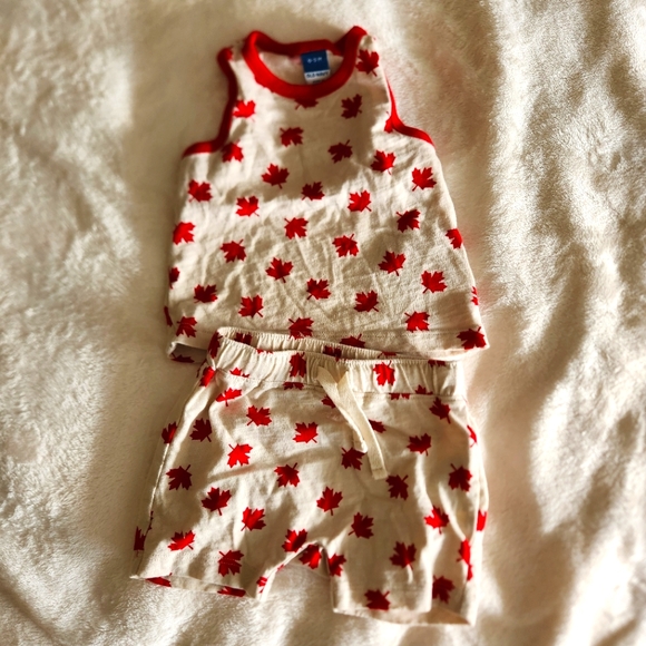 Old navy infant outfit - Picture 1 of 3